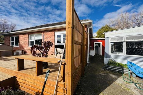 Photo of property in 45 Rangiora Avenue, Roslyn, Palmerston North, 4414