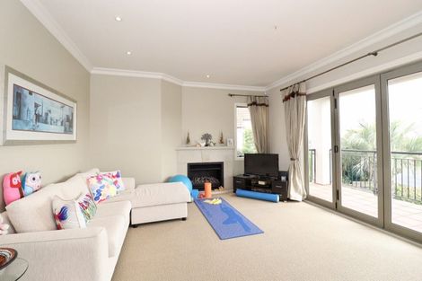 Photo of property in 1a Macleans Road, Bucklands Beach, Auckland, 2014