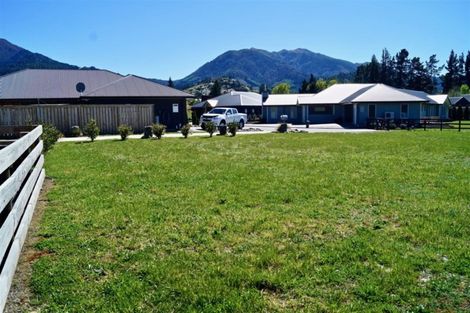 Photo of property in 5 Keats Place, Hanmer Springs, 7334