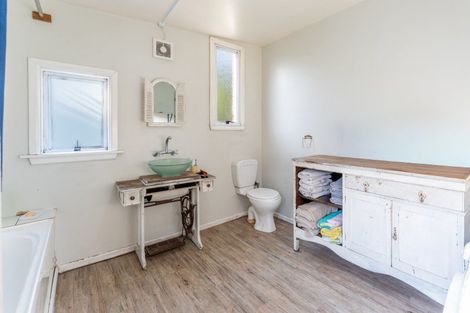 Photo of property in 126 Evans Street, Waimataitai, Timaru, 7910