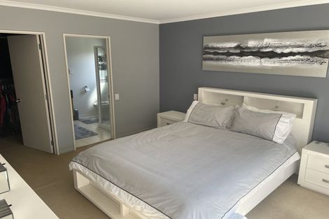 Photo of property in 28 Espalier Drive, Henderson, Auckland, 0612