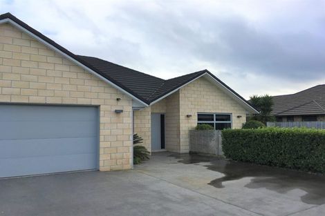 Photo of property in 11b Isobel Hodgson Drive, Cambridge, 3434