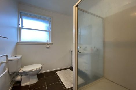 Photo of property in 12 Trinidad Road, Sunnynook, Auckland, 0620
