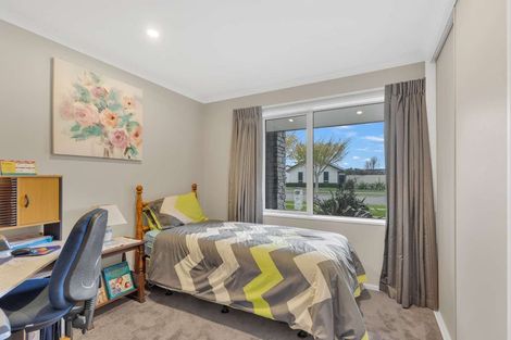 Photo of property in 15 Sutherland Drive, Kaiapoi, 7630