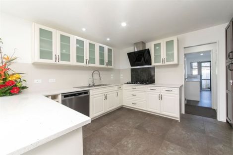 Photo of property in 21 Pohutukawa Parade, Riverhead, 0820