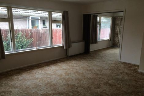 Photo of property in 122 Avonhead Road, Avonhead, Christchurch, 8042
