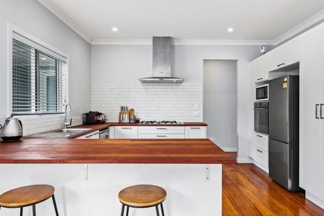 Photo of property in 21a Ngatai Road, Otumoetai, Tauranga, 3110