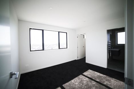 Photo of property in 3 Okohaka Avenue, Glenbrook, 2681