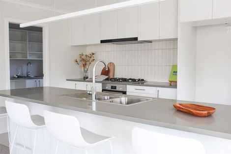 Photo of property in 47 Stockport Grove, Churton Park, Wellington, 6037