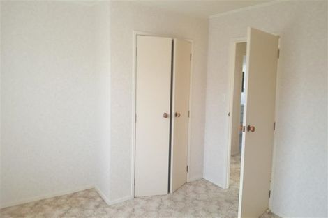 Photo of property in 2/23 Septimus Place, Henderson, Auckland, 0612