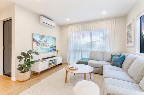 Photo of property in 24a Lumbarda Drive, Kumeu, 0810