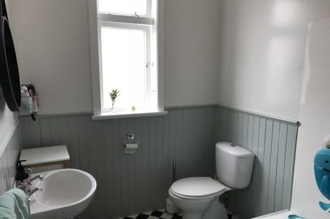 Photo of property in 40 Palm Avenue, Lyall Bay, Wellington, 6022