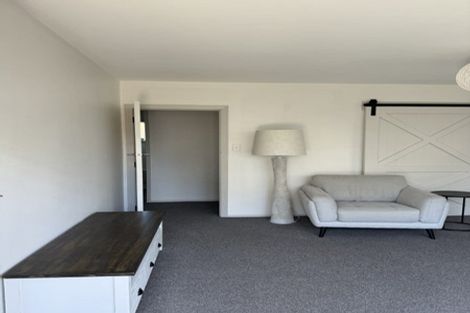 Photo of property in 2/32 Mona Vale Avenue, Riccarton, Christchurch, 8011