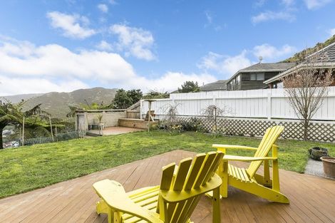 Photo of property in 61 Satara Crescent, Khandallah, Wellington, 6035