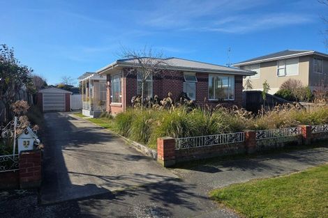 Photo of property in 33 Toorak Avenue, Avonhead, Christchurch, 8042