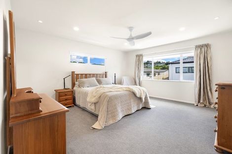 Photo of property in 18 Kahu Close, Orewa, 0931