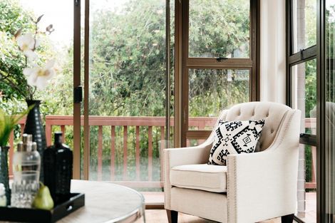 Photo of property in 230c Pakuranga Road, Pakuranga Heights, Auckland, 2010