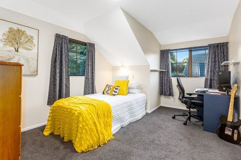 Photo of property in 31 Burbank Crescent, Churton Park, Wellington, 6037