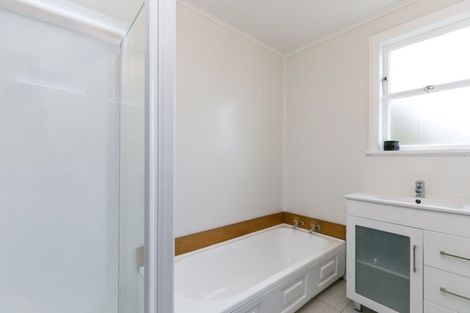 Photo of property in 37f3 Bould Street, Johnsonville, Wellington, 6037