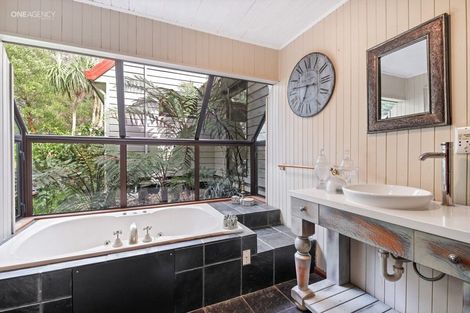 Photo of property in 57 Kings Avenue, Waikuku Beach, 7402