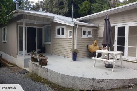 Photo of property in 36 Jocelyn Crescent, Pinehaven, Upper Hutt, 5019