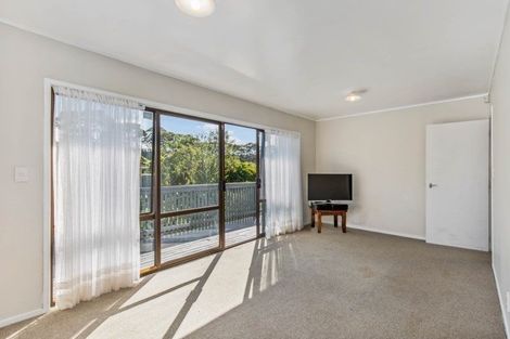 Photo of property in 1/504 Oruarangi Road, Mangere, Auckland, 2022