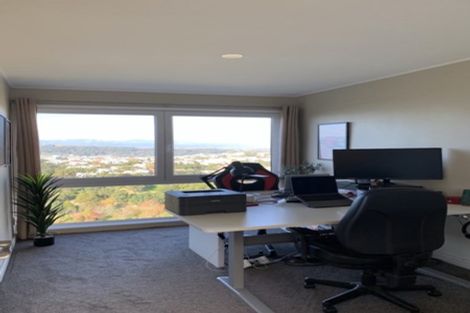 Photo of property in 51 Harbour View Road, Northland, Wellington, 6012