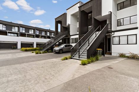 Photo of property in 61 Rangihina Road, Hobsonville, Auckland, 0616