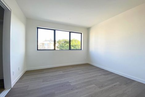 Photo of property in 176d Coronation Road, Hillcrest, Auckland, 0627