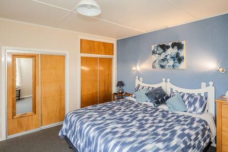 Photo of property in 10 Solway Street, Holmes Hill, Oamaru, 9401