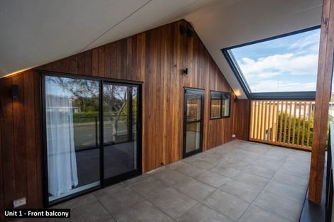 Photo of property in 1/162 Seaview Road, New Brighton, Christchurch, 8061