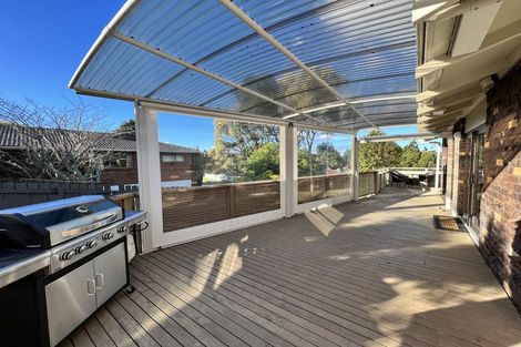 Photo of property in 119 Chelsea View Drive, Chatswood, Auckland, 0626