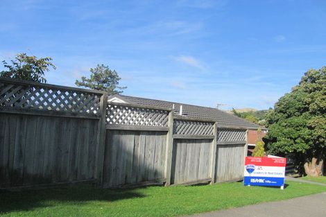 Photo of property in 51d Spinnaker Drive, Whitby, Porirua, 5024