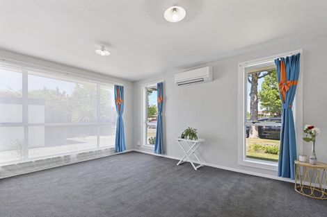 Photo of property in 1/17 Tyrone Street, Belfast, Christchurch, 8051