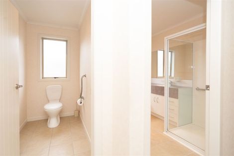 Photo of property in 12 Sovereign Isle Lane, Rototuna, Hamilton, 3210