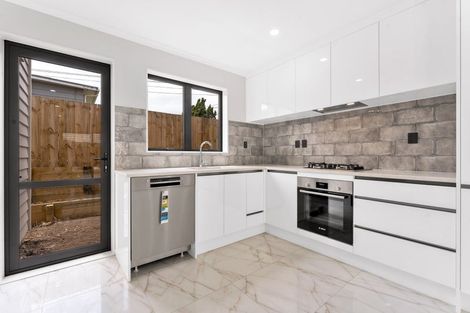 Photo of property in 147d Bucklands Beach Road, Bucklands Beach, Auckland, 2012