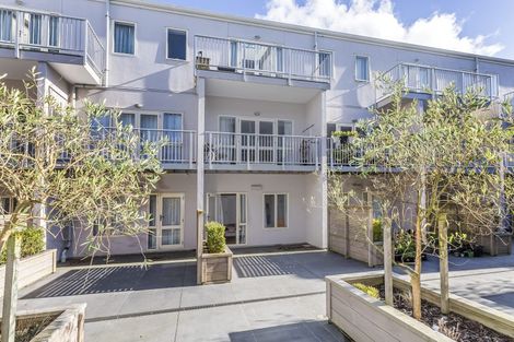 Photo of property in Luxford Villas, 111/72 Herald Street, Berhampore, Wellington, 6023