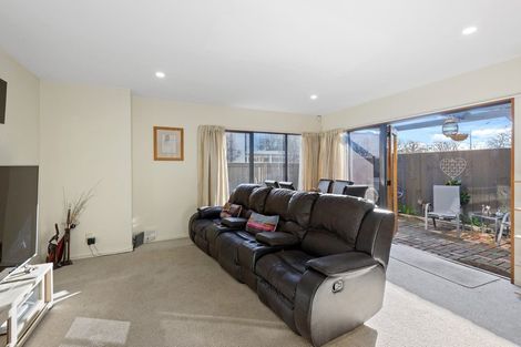 Photo of property in 2/3 Melrose Street, Christchurch Central, Christchurch, 8013