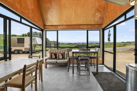 Photo of property in 1633 Harbour Road, Owhiro, Oparau, 3886