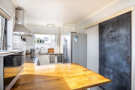 Photo of property in 3/10 Karamu Street, Strandon, New Plymouth, 4312