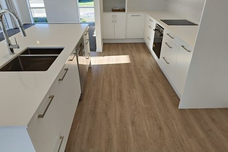 Photo of property in 5 Bob Robertson Drive, Woodend, 7610