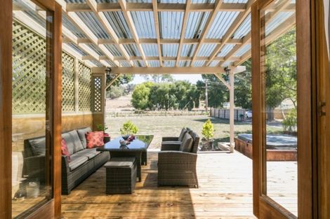 Photo of property in 2195 Waimarama Road, Waimarama, Havelock North, 4294