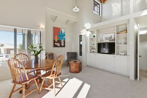 Photo of property in 58 Grantston Drive, Pyes Pa, Tauranga, 3112