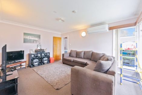 Photo of property in 28 Ellen St, 28 Ellen Street, Manurewa East, Auckland, 2102