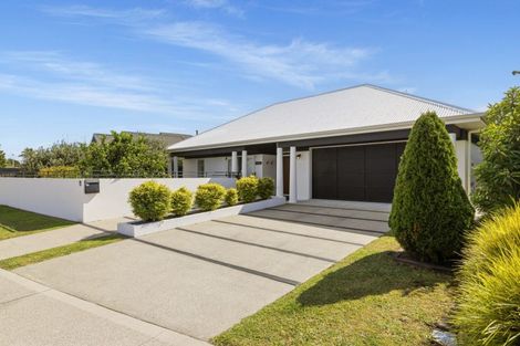 Photo of property in 57 Oriental Parade, Papamoa Beach, Papamoa, 3118