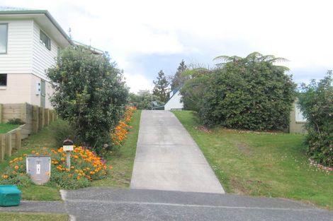 Photo of property in 115 Bruce Wallace Place, Whangamata, 3620