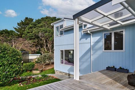 Photo of property in 122 Muri Road, Pukerua Bay, 5026