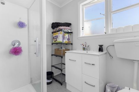 Photo of property in 9 Goldsmith Crescent, Levin, 5510