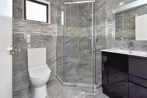 Photo of property in 56b Cambridge Terrace, Papatoetoe, Auckland, 2025