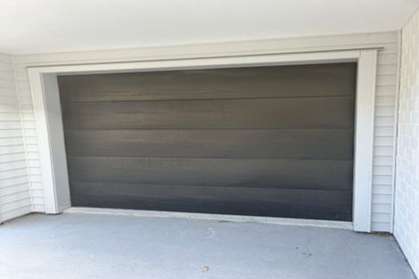Photo of property in 2d/4 Sunnynook Road, Sunnynook, Auckland, 0620